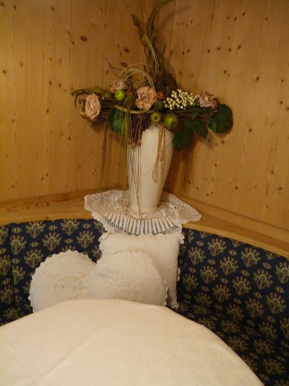 Hotel Garni Pineta à San Martino in Badia Extérieur photo