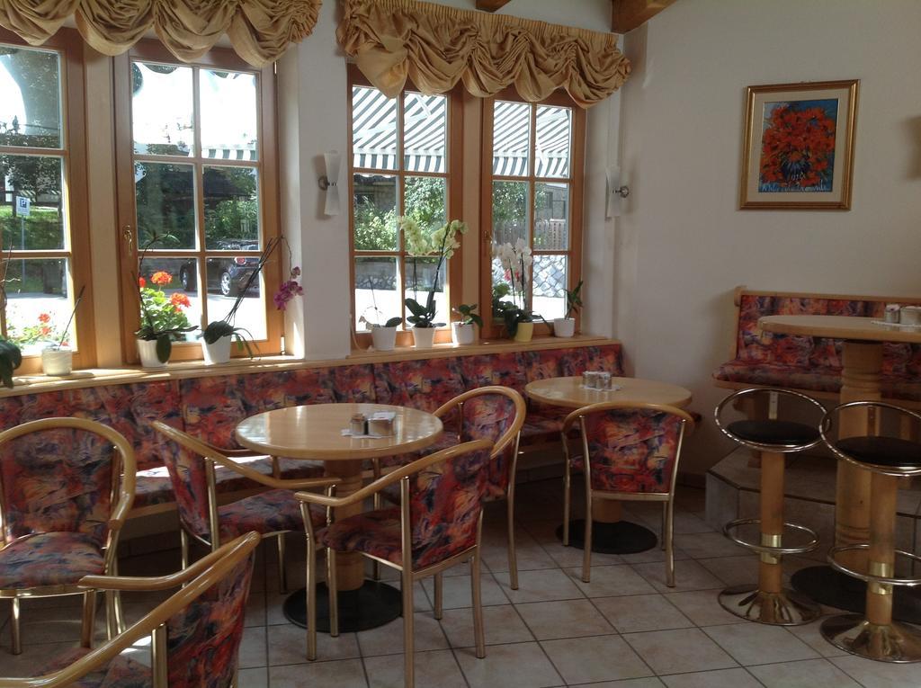 Hotel Garni Pineta à San Martino in Badia Extérieur photo